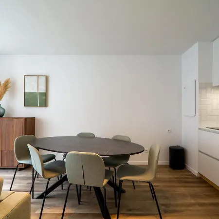 Апартаменты Residentie Miguel - Sea View And Underground Parking